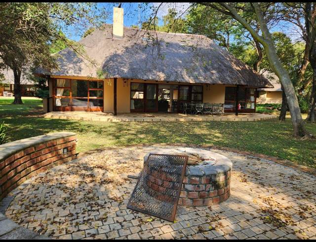 4 BEDROOM HOUSE FOR SALE IN LAKELAND ESTATE